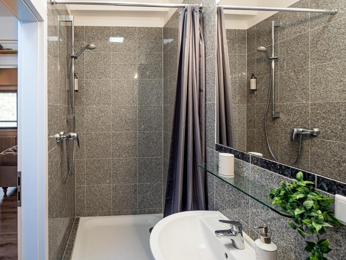 Fabelhafte Apartments Zum Wohlfuehlen Mit Junik Apartments Дуйсбург Екстериор снимка