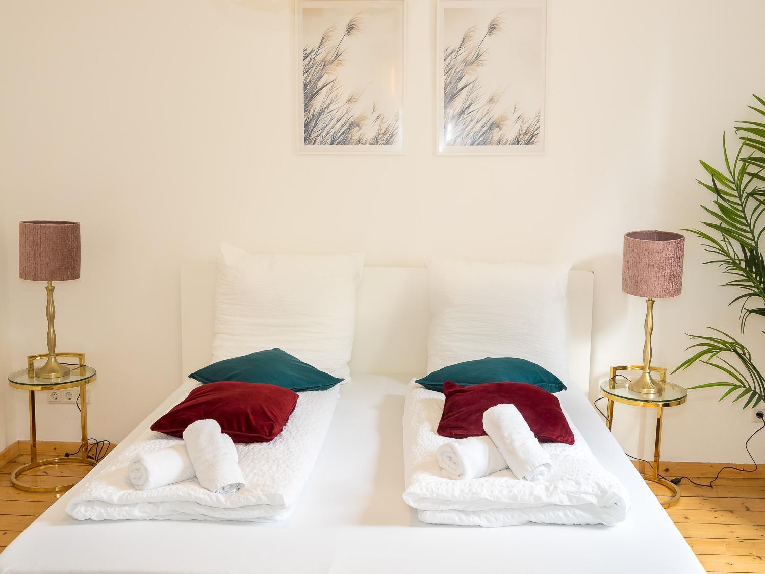 Fabelhafte Apartments Zum Wohlfuehlen Mit Junik Apartments Дуйсбург Стая снимка